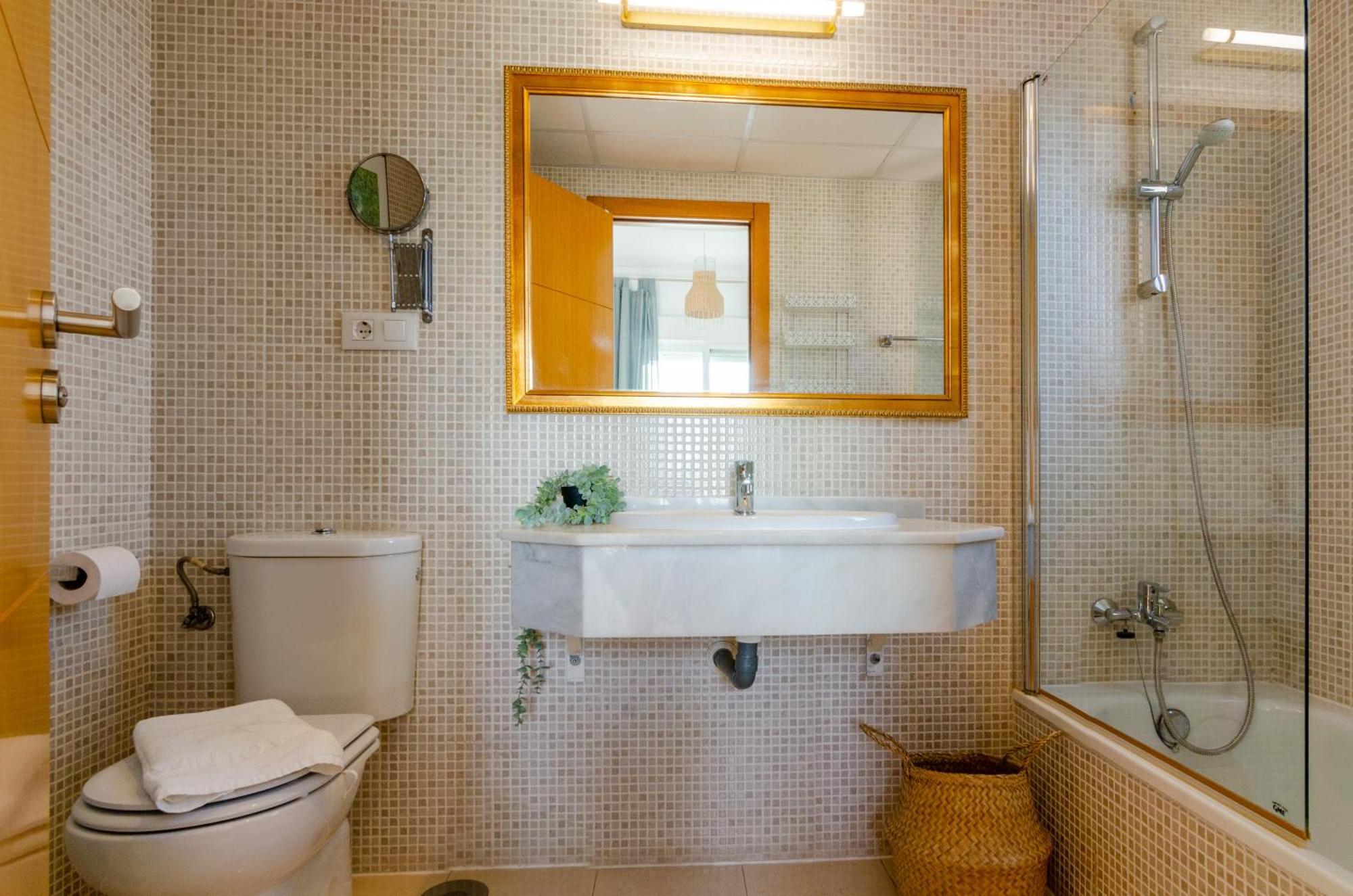 Wintowinrentals Perfect Location And Sea View Rincón de la Victoria Exterior foto